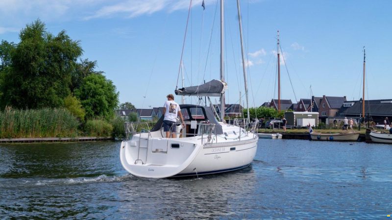 Beneteau OCEANIS 331
