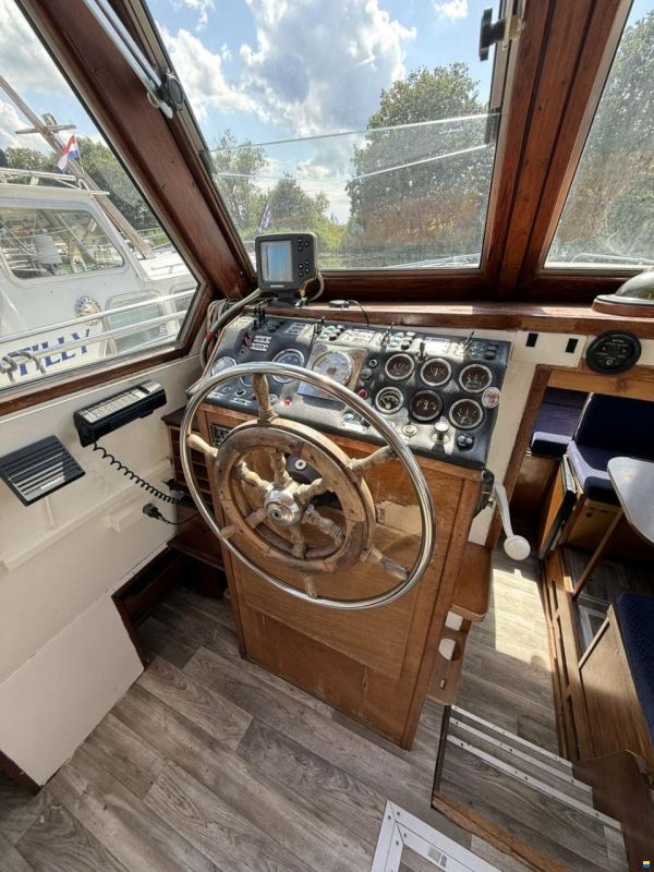 Motorkruiser 1050