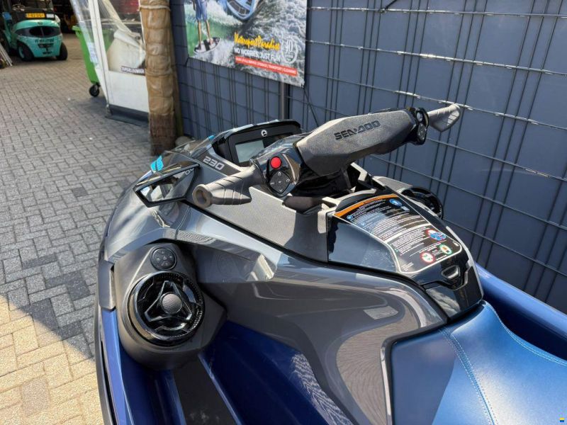 Sea-Doo GTX 230