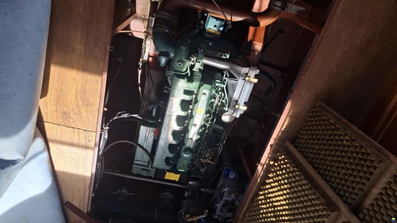 Van der Valk 1300 Fly Bridge