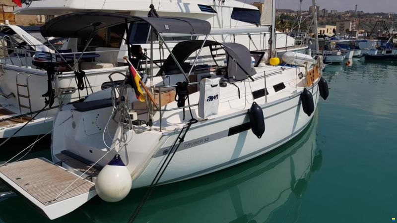 Bavaria Cruiser 32
