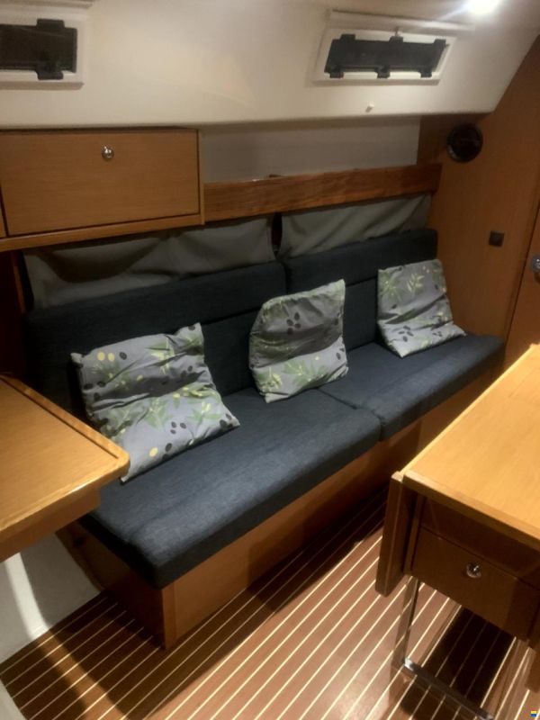 Bavaria Cruiser 32