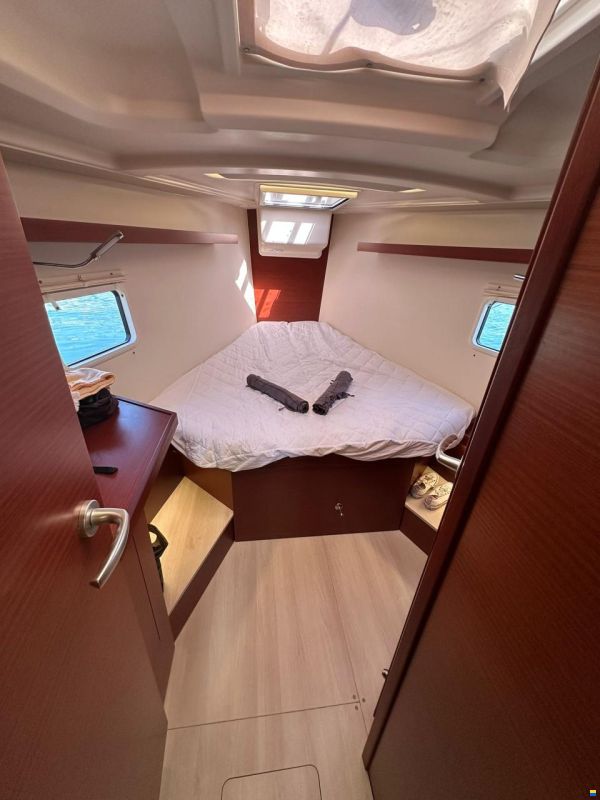 Hanse 418