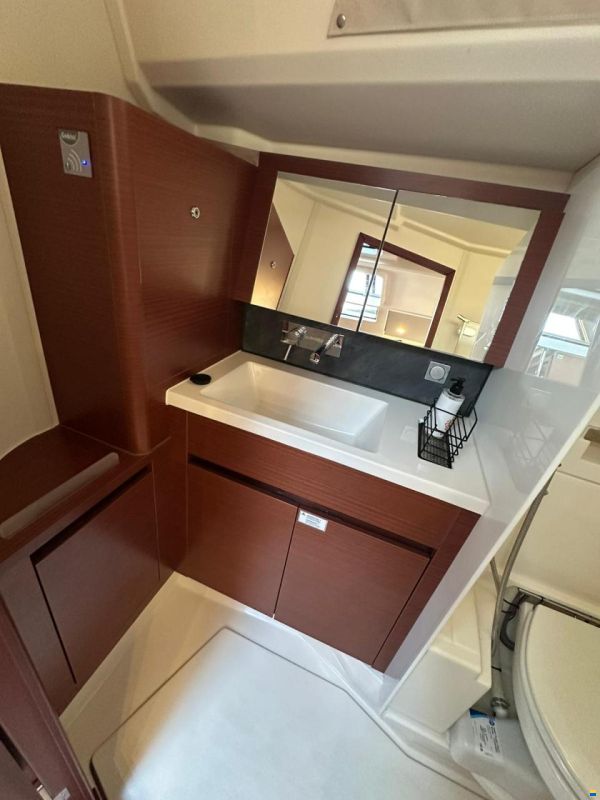 Hanse 418
