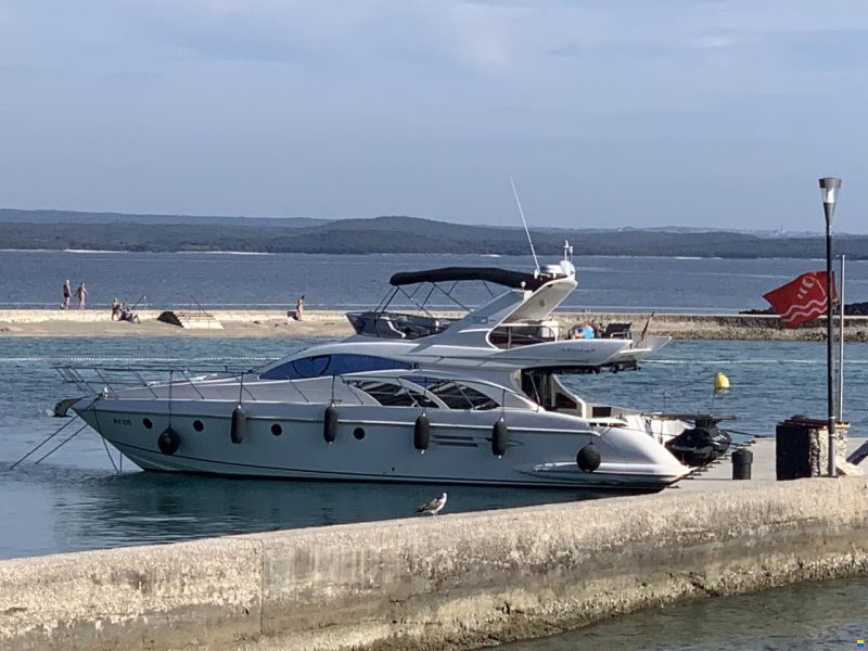Azimut 50