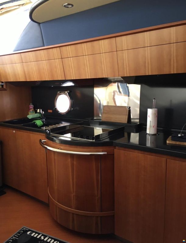 Azimut 50