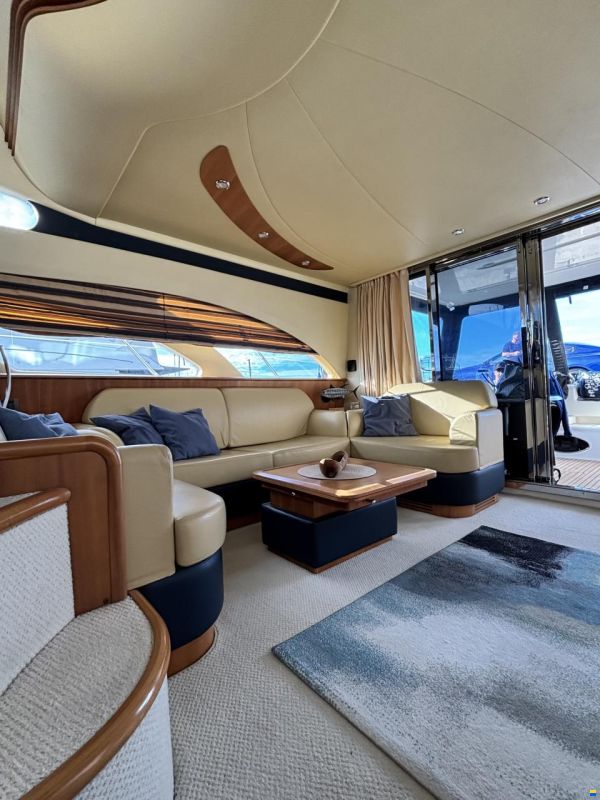Azimut 50