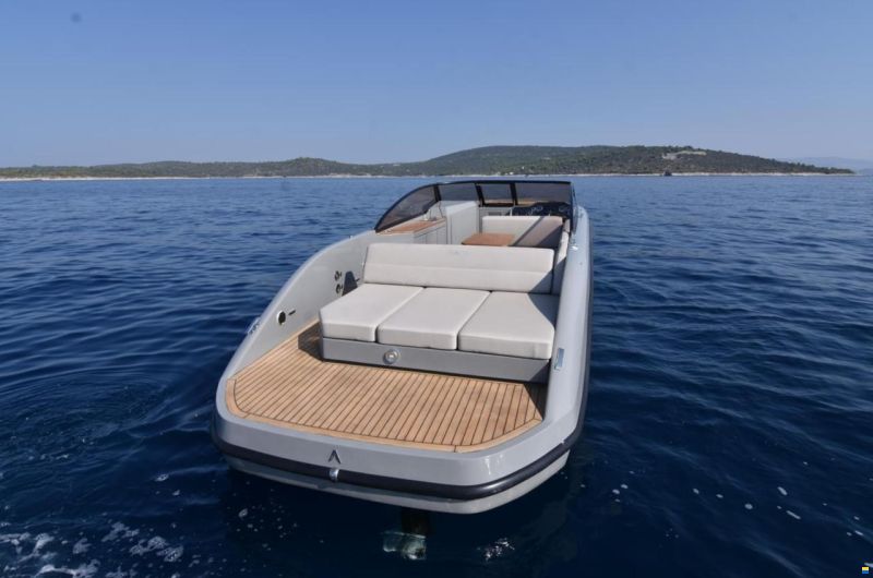 Rand Leisure 28 Electric
