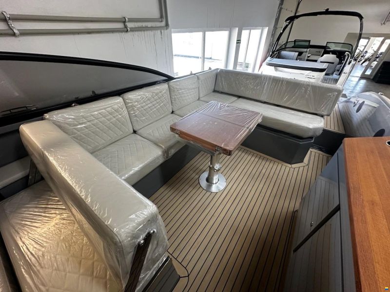Rand Leisure 28