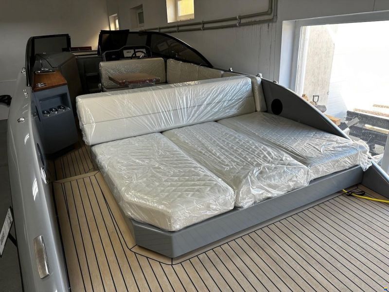 Rand Leisure 28