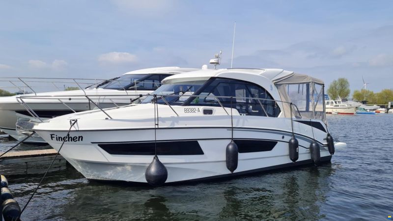 Beneteau Antares 9