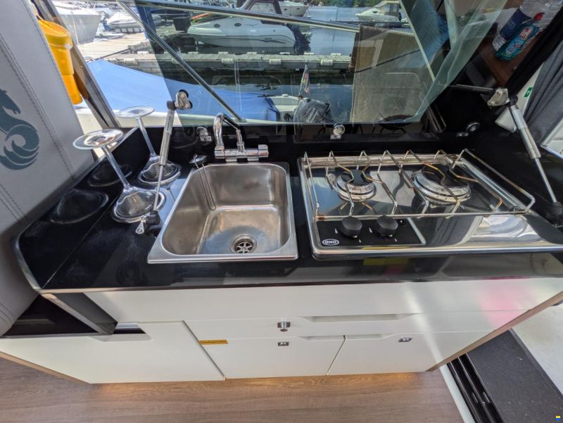 Beneteau Antares 9