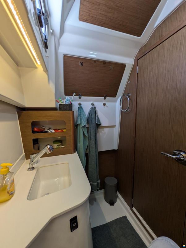 Beneteau Antares 9