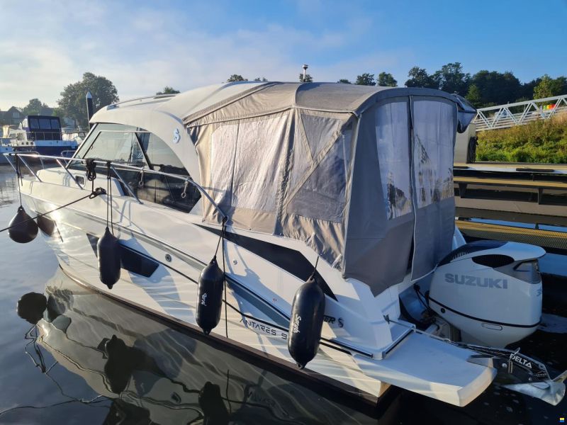 Beneteau Antares 9