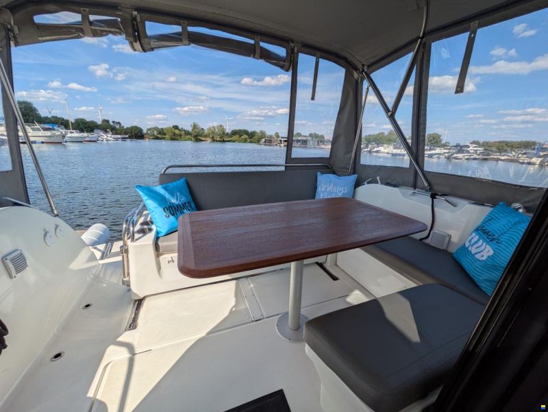 Beneteau Antares 9