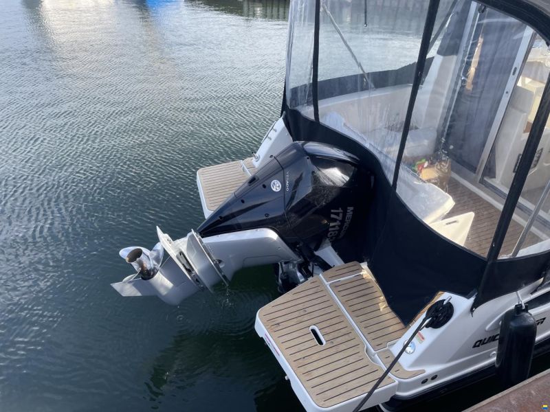 Quicksilver Activ 755 Weekend