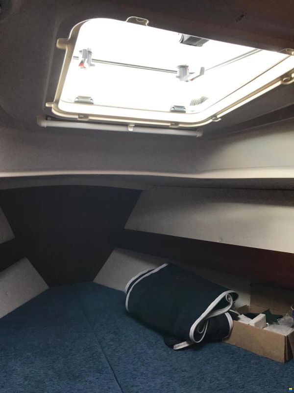 Bavaria 37