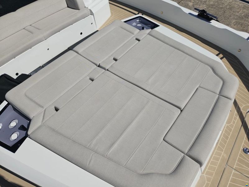 Galeon 560 Fly, 2025