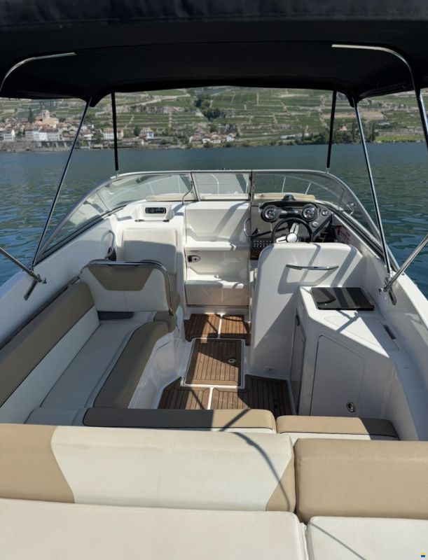 Bayliner 742R + place de port a louer