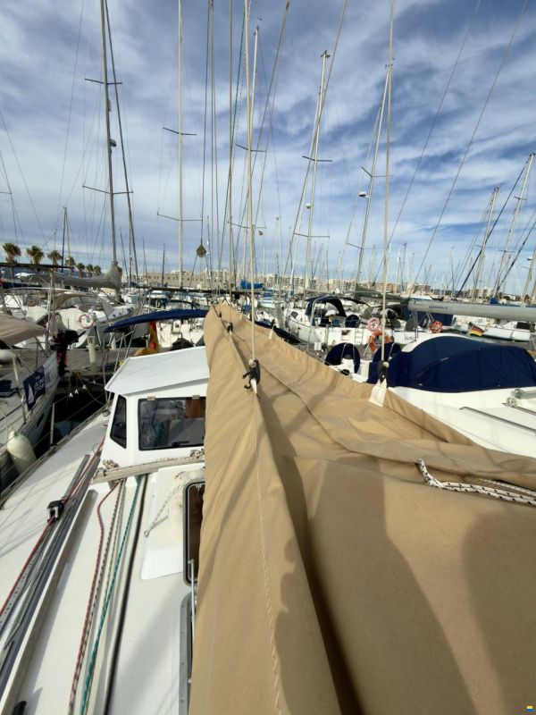 Beneteau First 38