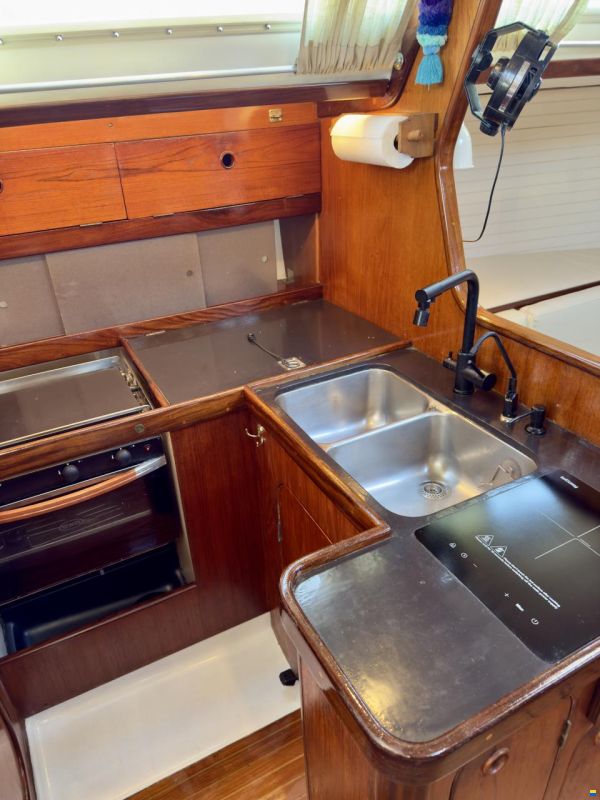 Beneteau First 38