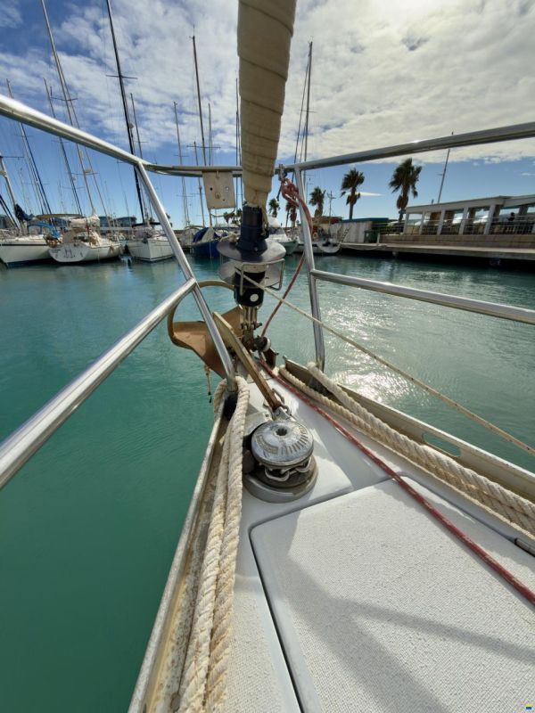 Beneteau First 38