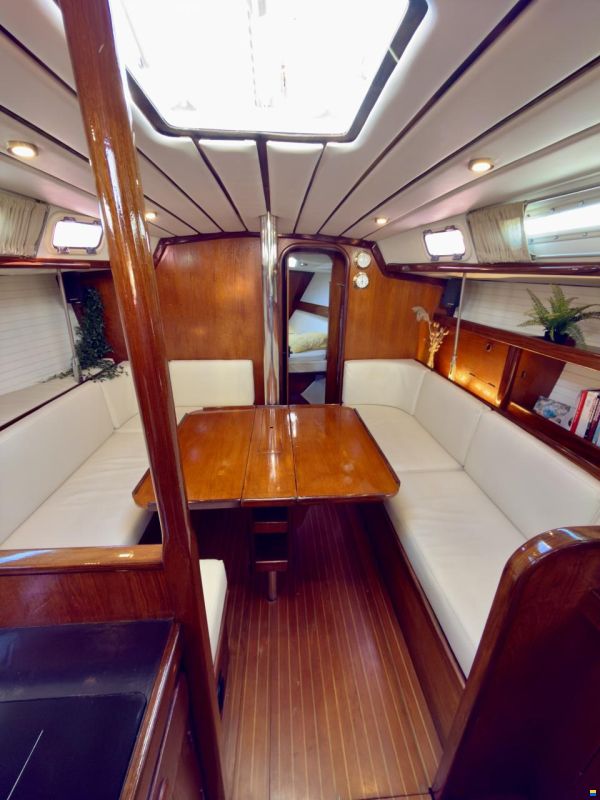 Beneteau First 38