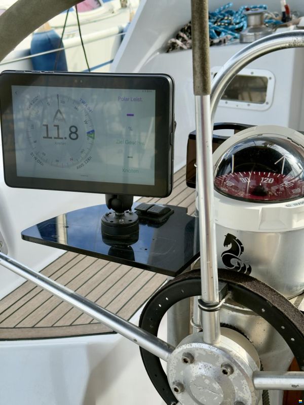 Beneteau First 38
