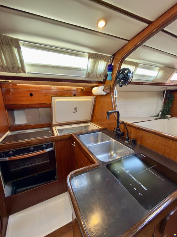 Beneteau First 38