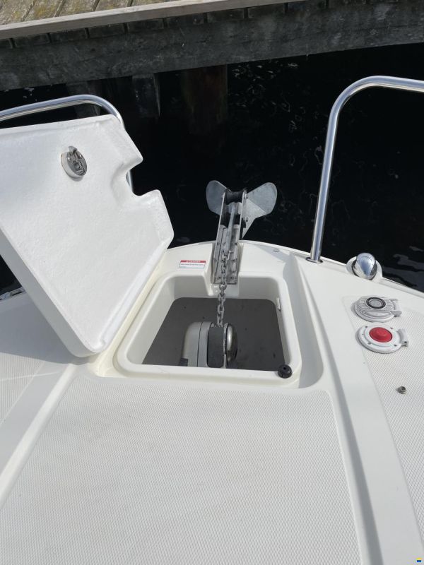 Bayliner VR5 Cuddy