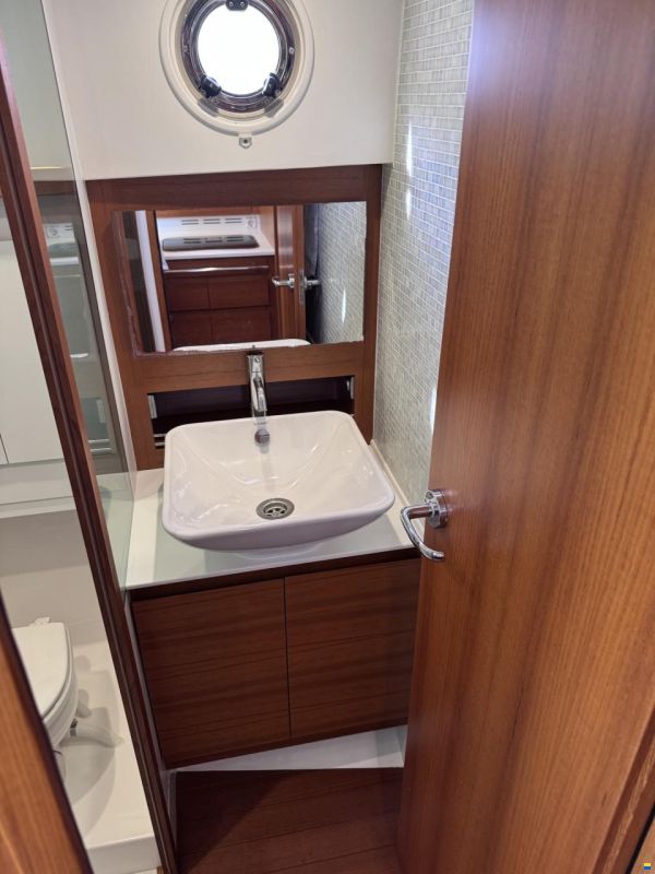 Delta Powerboats 40 WA