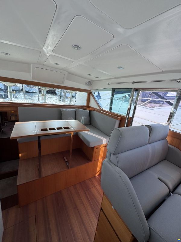 Delta Powerboats 40 WA
