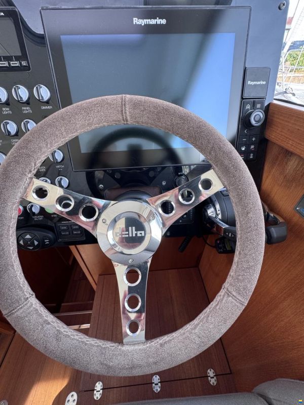 Delta Powerboats 40 WA