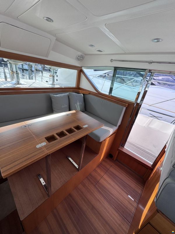 Delta Powerboats 40 WA