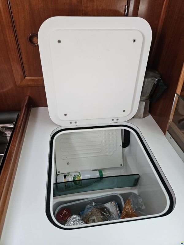 Beneteau Oceanis 323