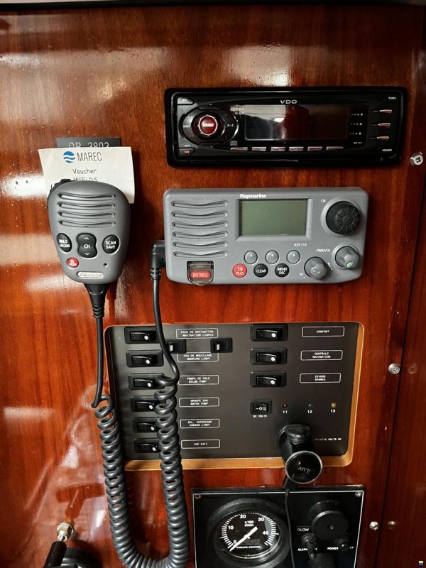 Beneteau Oceanis 323
