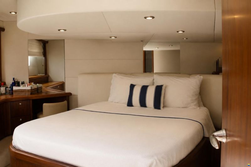 Sunseeker Predator 52