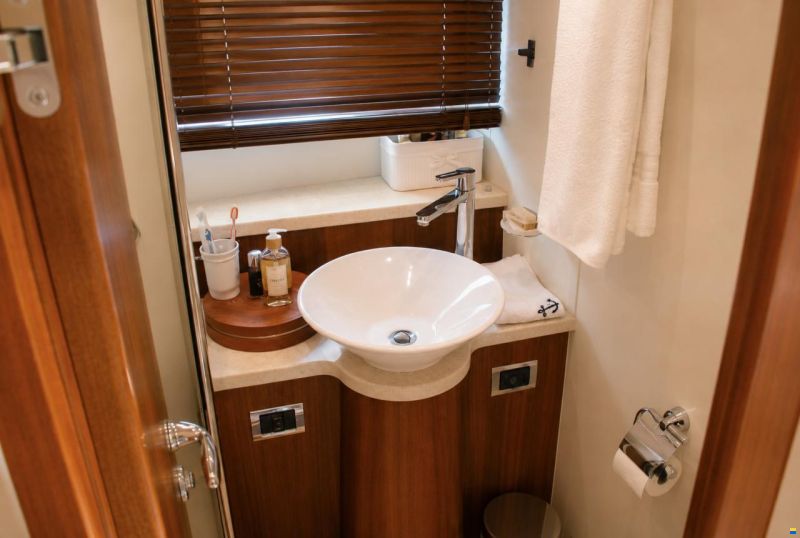 Sunseeker Predator 52