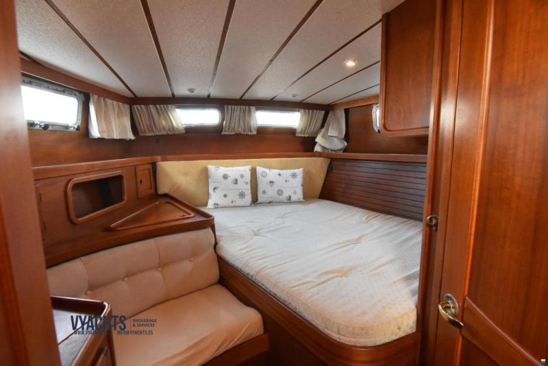 Nauticat 38