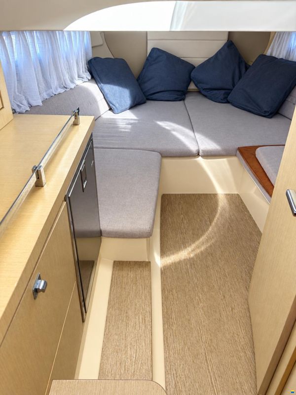 INVICTUS 280 GT