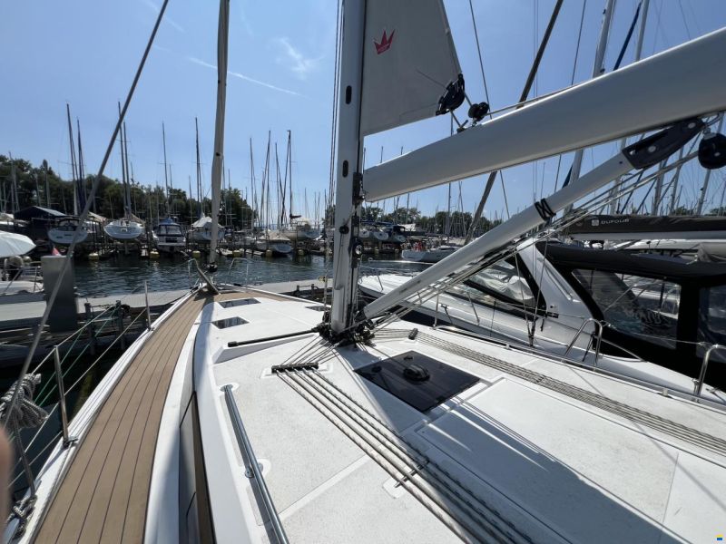 Bavaria C 42