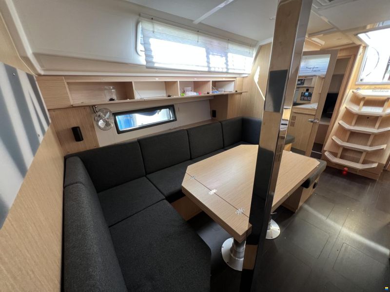 Bavaria C 42