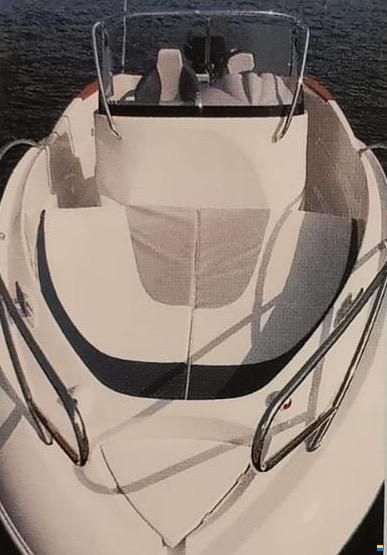 Quicksilver 555 Commander