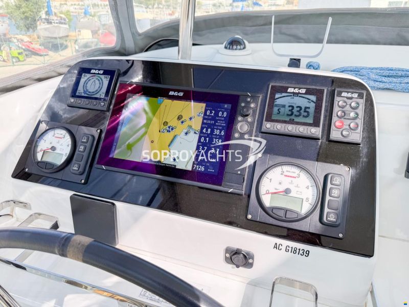 Lagoon 42