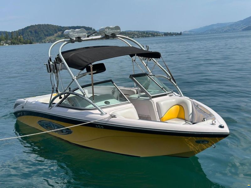 Correct Craft Super Air Nautique 210