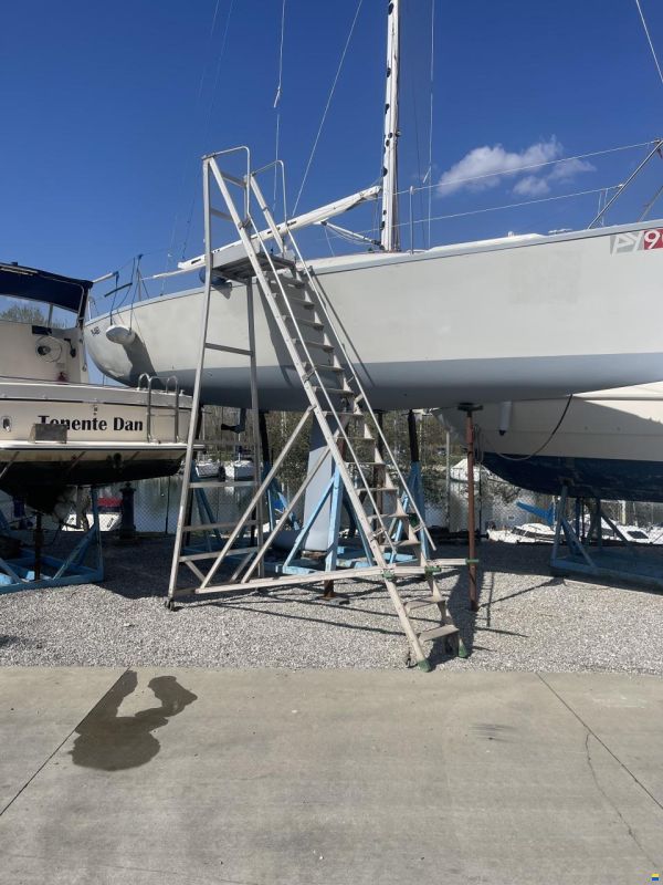 Proteus Yachts PY90