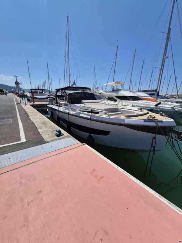 Italyure 38 sport