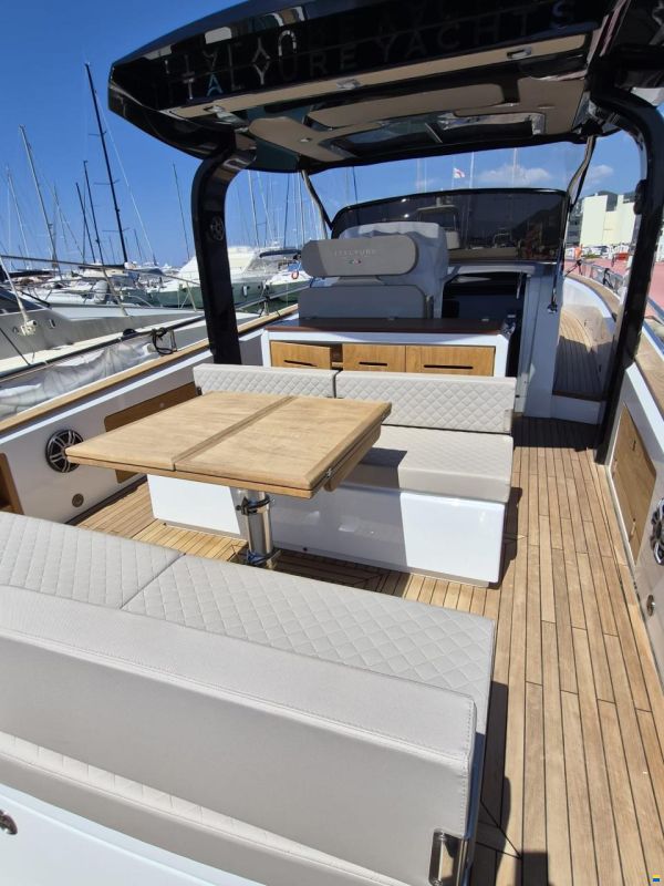 Italyure 38 sport