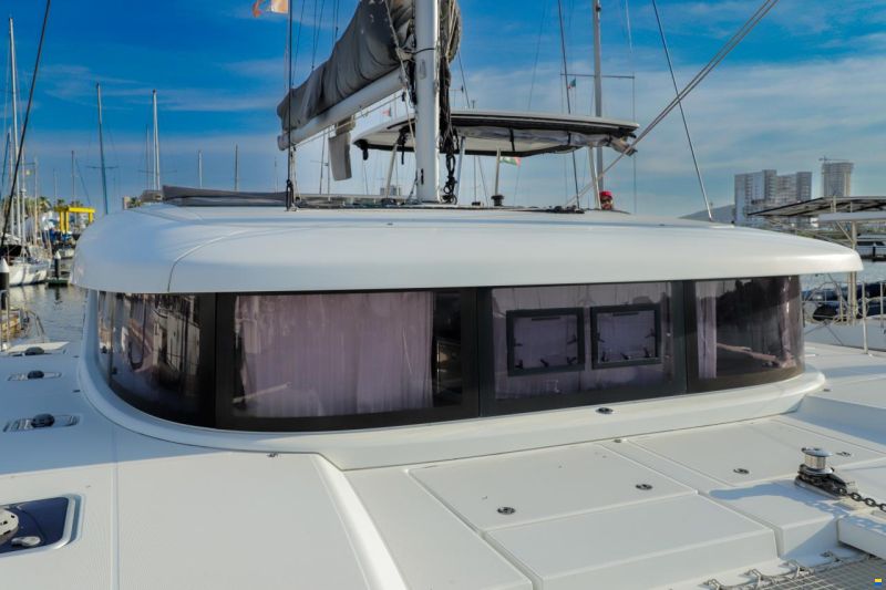 Lagoon 2021 Lagoon 42 Sailing Catamaran