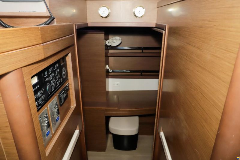 Lagoon 2021 Lagoon 42 Sailing Catamaran